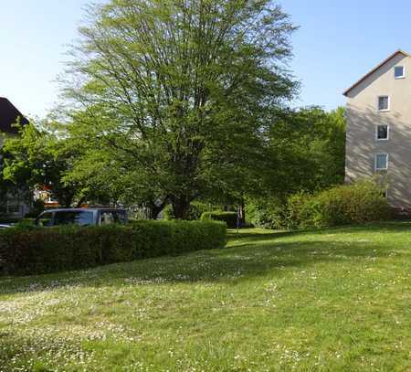 Sehr gepflegte, sonnige Wohnung mit Loggia und Blick ins Grüne im beliebten Göttingen -Geismar !