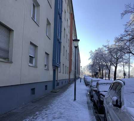 Erstbezug nach Sanierung: schönes App. mit Wohnküche und Balkon