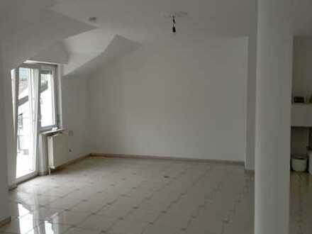 Bad Neuenahr, 3 Zimmer ca. 112 m² Wfl. / Penthouse Art