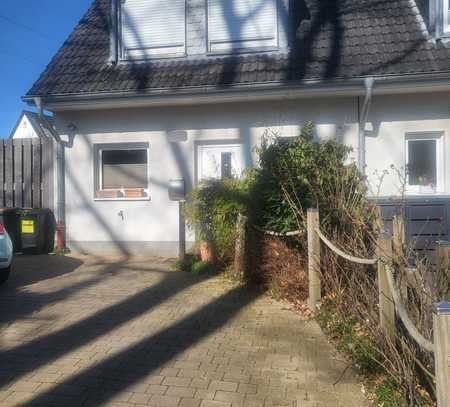 Reihenendhaus nähe Schlosspark und Weitmarer Holz