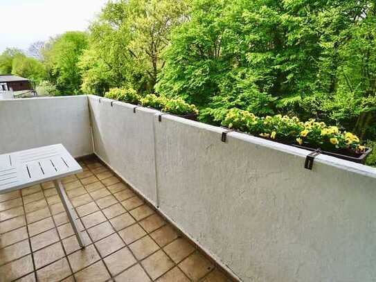 Kapitalanleger aufgepasst! Vermietete ETW mit Garage und Balkon in Gelsenkirchen Rotthausen!