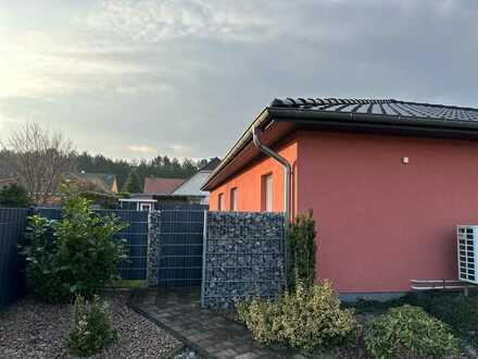 Ihr neues Zuhause - Bungalow mit Pool