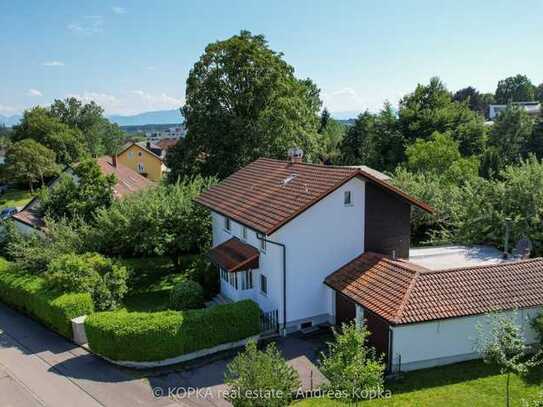 Traunreut Südwest - Ein Haus mit großem Erholungswert, eingebettet in einer grünen Oase