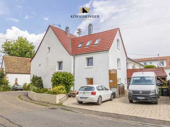 Top-Investition! Saniertes, ausgebautes Mehrfamilienhaus mit 4 Wohnungen und ca. 400m² Wohnfläche zu