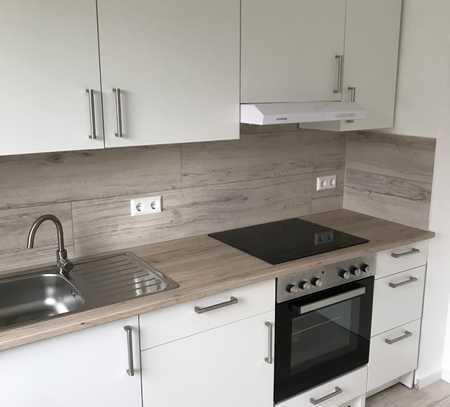 Renovierte, helle und grußzügige 3-Zimmerwohnung mit Balkon
