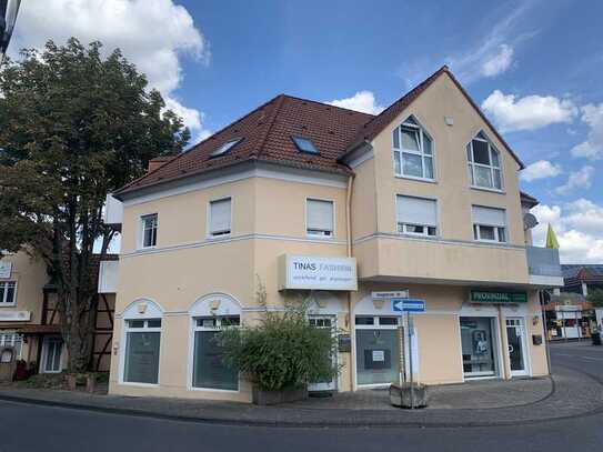 Ansprechende 2-Zimmer-Wohnung mit Balkon und Einbauküche in Rösrath