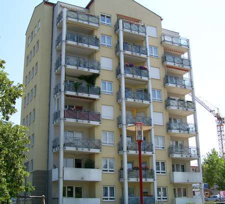 3-Zi.-Whg. mit Lift, Balkon, Tiefgarage, Fernblick