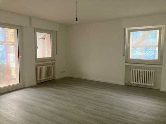 !!! Renovierte 4-Zimmer-Wohnung-Meerbusch-RheinEck im EG mit Balkon - 1600/47204/243 !!!