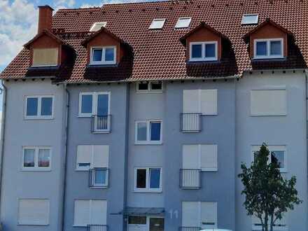 Wunderschöne 2-Zimmer- Eigentumswohnung mit Balkon in Östringen!