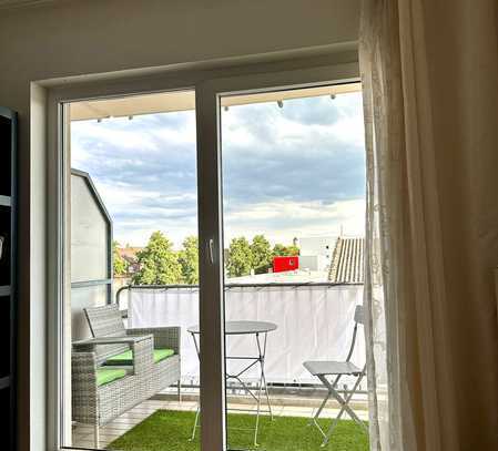 Schöne Wohnung ideal für Studierende mit sonnigem Balkon und Blick über die Dächer Mannheims