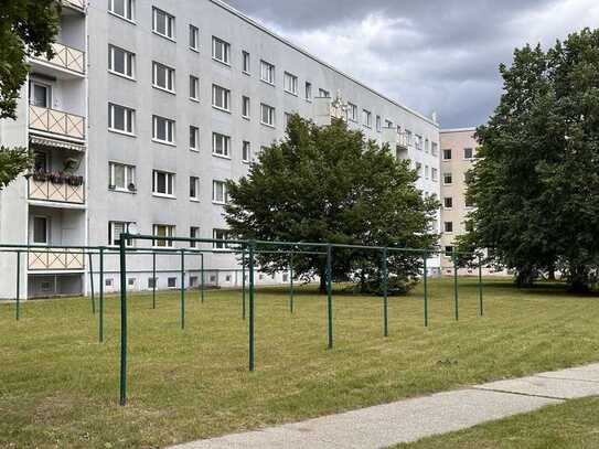 +++Neu saniert mit neuem Bad+++