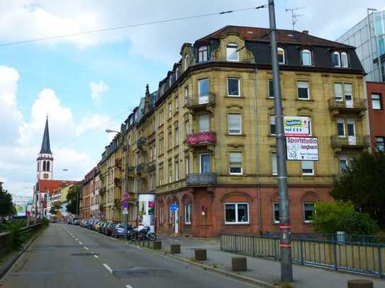 ✨ Stilvoll Wohnen im Jungbusch – 4-Zimmer-Altbau-Traum im Dachgeschoss! ✨