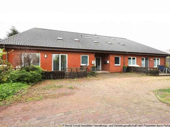 Schöne Maisonettewohnung mit 4 Schlafzimmer in Weddingstedt/Heide