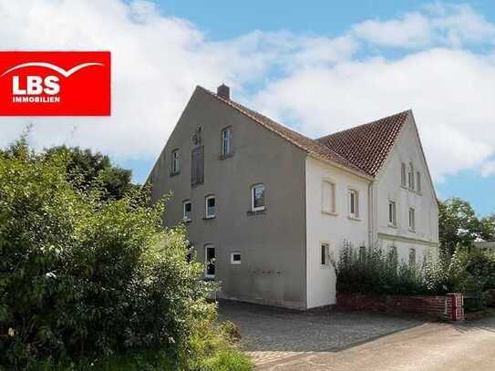 Charmantes Bauernhaus mit Anbau - viel Fläche im Altbau sucht neuen Glanz..