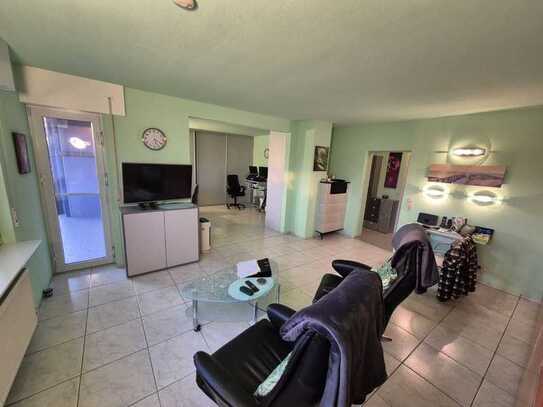 ** Schöne 3-Zimmer-Etagenwohnung - bevorzugter Wohnlage **