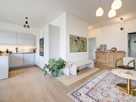 Attraktive 4-Zimmer-Wohnung mit Loggia, 2 Bäder, Tiefgaragenstellplatz und Einbauküche