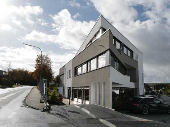 Luxuriöse Büroetage mit Dachterrasse