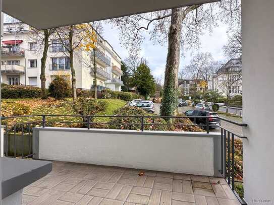 Modernisierte 3-Zimmer-Wohnung in gesuchter Premiumlage. Innenstadt und Kurpark in fußläufiger Nähe.