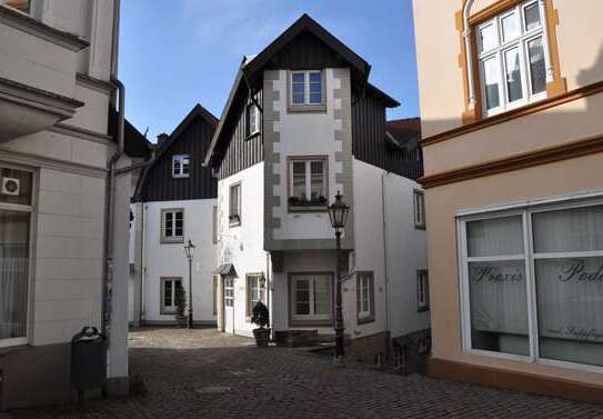 3-Zimmer-Wohnung im Herzen der Alstadt