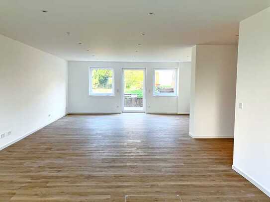 Großzügige Wohnung in ZW-Zentrum, 100 m2, Terrasse, Erstvermietung nach Ausbau