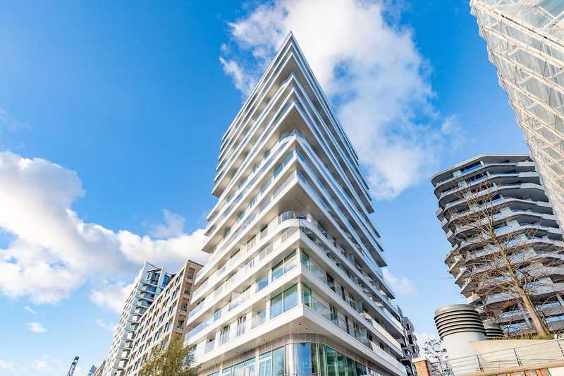 Wohnen am Wasser. Leben in Exklusivität. Ihr Platz an der Elbe.