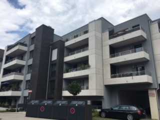 Schöne, helle, moderne 3 Zimmer Wohnung mit 2 Bädern mitten in Köln-Wahn
