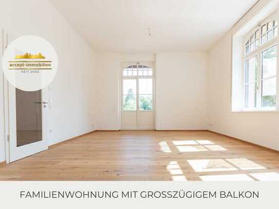 ** Traumhafte Familienwohnung mit großzügigem Balkon | 2 Bäder | Loggia | Stellplatz | Aufzug **