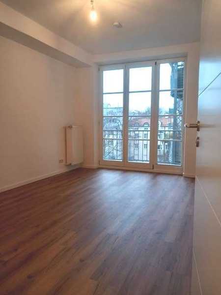 living smart - Modernisierte 2,5-Zimmer-Wohnung mit Balkon in Haidhausen