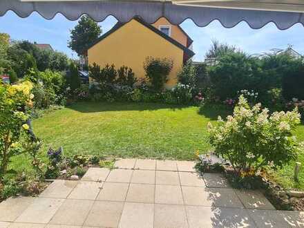 Sanierte 3-Raum-Erdgeschosswohnung mit Balkon und Einbauküche in Kelheim