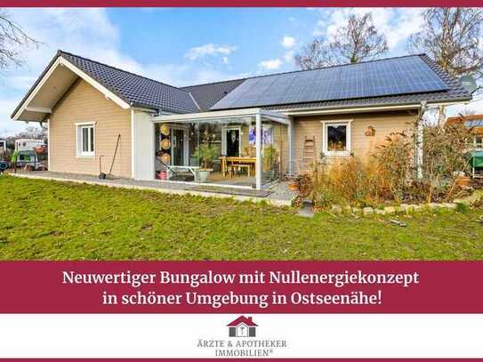 Neuwertiger Bungalow mit Nullenergiekonzept in schöner Umgebung in Ostseenähe