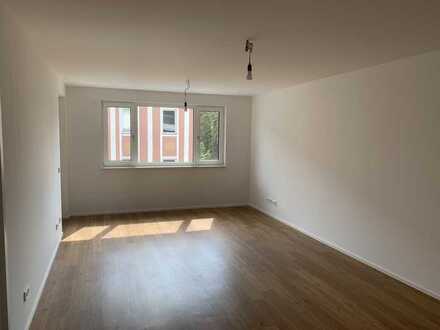 Neuwertige 3-Zimmer-Wohnung im Hirschquartier mit Balkon und TG Platz in Halle (Saale)