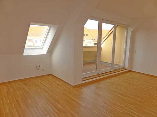 Kapitalanlage mit Charme – Hochwertig sanierte 2-Raum-Wohnung mit Loggia in Gohlis-Mitte
