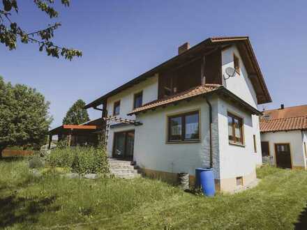 Geräumiges Einfamilienhaus mit PV-Anlage in Furth, Lkr. Landshut