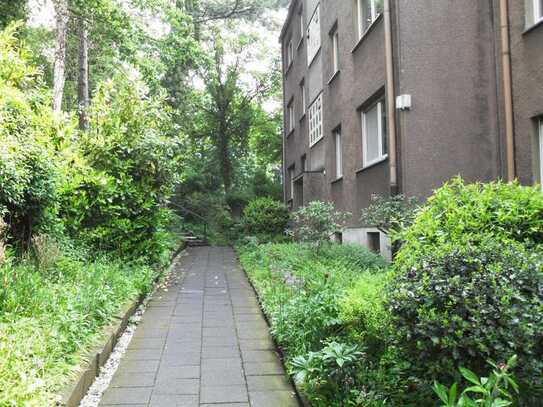 Schöne drei Zimmerwohnung mit Balkon im Hochschulviertel