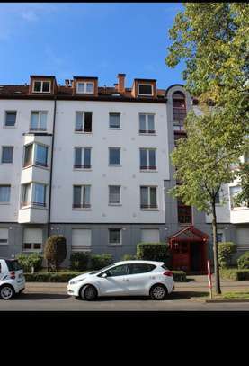 Modernisierte 3-Zimmer-Wohnung mit Balkon und EBK in Wesseling