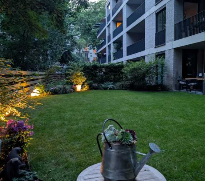 4 Zimmer Wohnung ohne Makler, 200 qm eigener Garten, mitten in Uhlenhorst