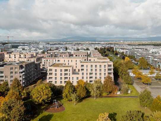 Großzügige Dachterrasse trifft auf urbanes Wohngefühl: 2-Zimmer-Wohnung in Frankfurt