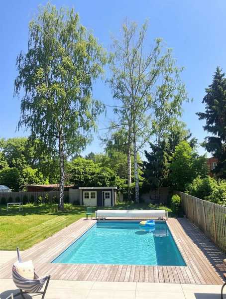 Traumhaus mit Pool in Köln-Rodenkirchen