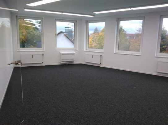 Individuelle Einzelbüros ab 22 m² in modernem Gebäude in Ratingen-Ost