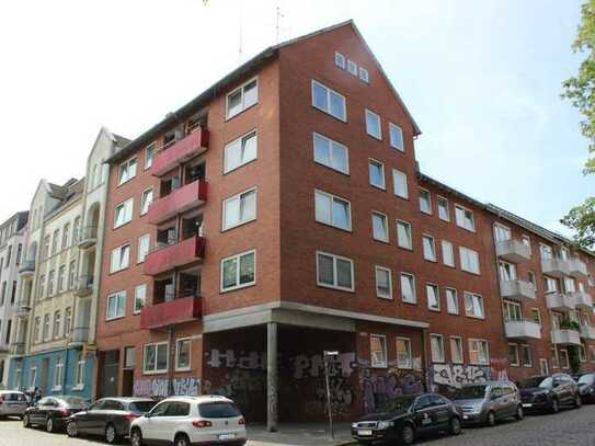 2-Zimmer-Wohnung mit Balkon in Kiel-Gaarden