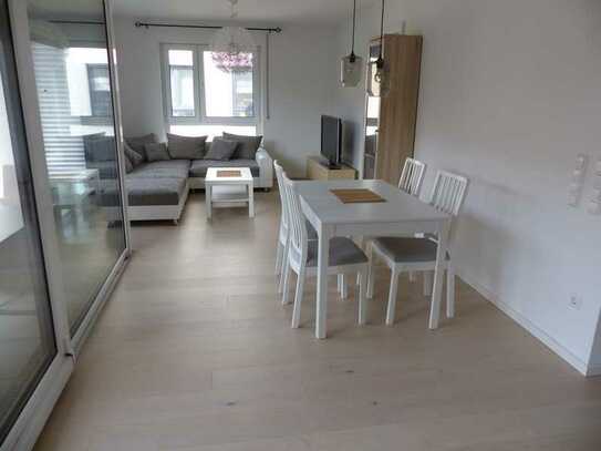 2-Raum-Wohnung mit gehobener Innenausstattung mit Balkon und EBK in Sachsenheim