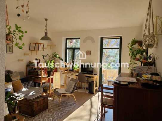 Tauschwohnung: 2 Zimmer mit Balkon gegen 3 Zimmer mit Balkon