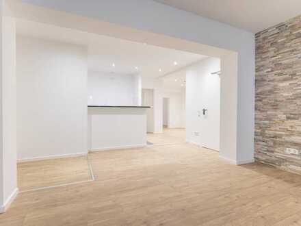 Außergewöhnliche EG-Wohnung mit ruhigem Patio und Garage in Pempelfort!