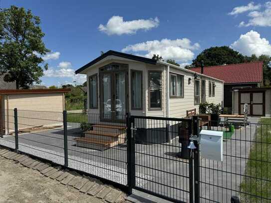 *Ihr Ferienhaus an der Nordsee* Neu gebautes Chalet auf schönem Grundstück am Deich des Jadebusens