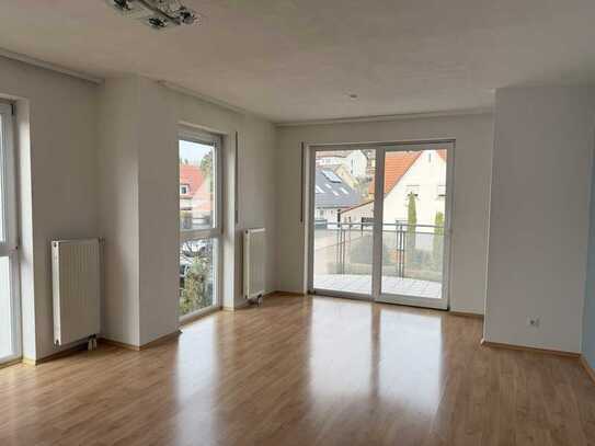 Moderne & sehr helle 2-Zimmer-Wohnung in guter Lage in Wiesloch