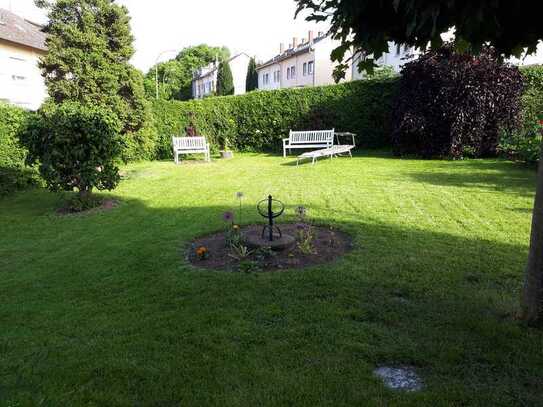 +++ Im Frühjahr auf der eigenen Terrasse sitzen +++