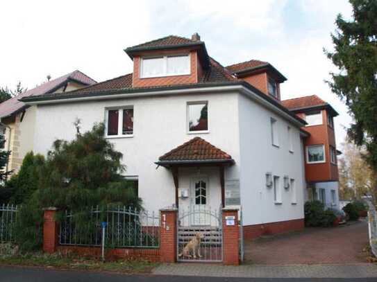 Schöne 3-Raum-Dachgeschoss-Wohnung in ruhiger Lage