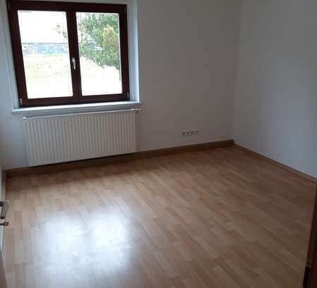 Heller und freundlich 2-Raumwohnung in Netzschkau - Gabelsberger Straße 1 / WE 1001