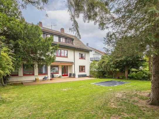 Schöne 3,5 Zimmerwohnung in direkter Nähe zur Universität Vaihingen mit Balkon und Garten