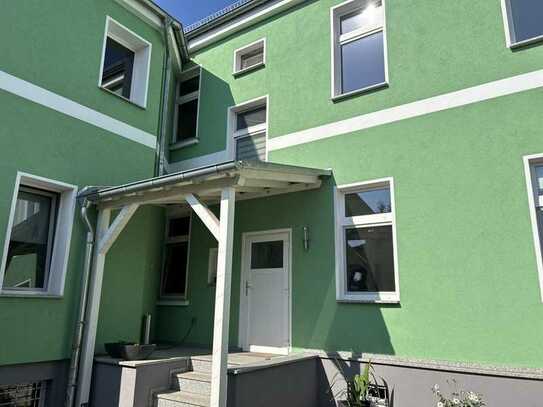 Großzügiges Reiheneckhaus in Roßlau – Flexibles Wohnen mit Potenzial für Mehrfamilienhaus